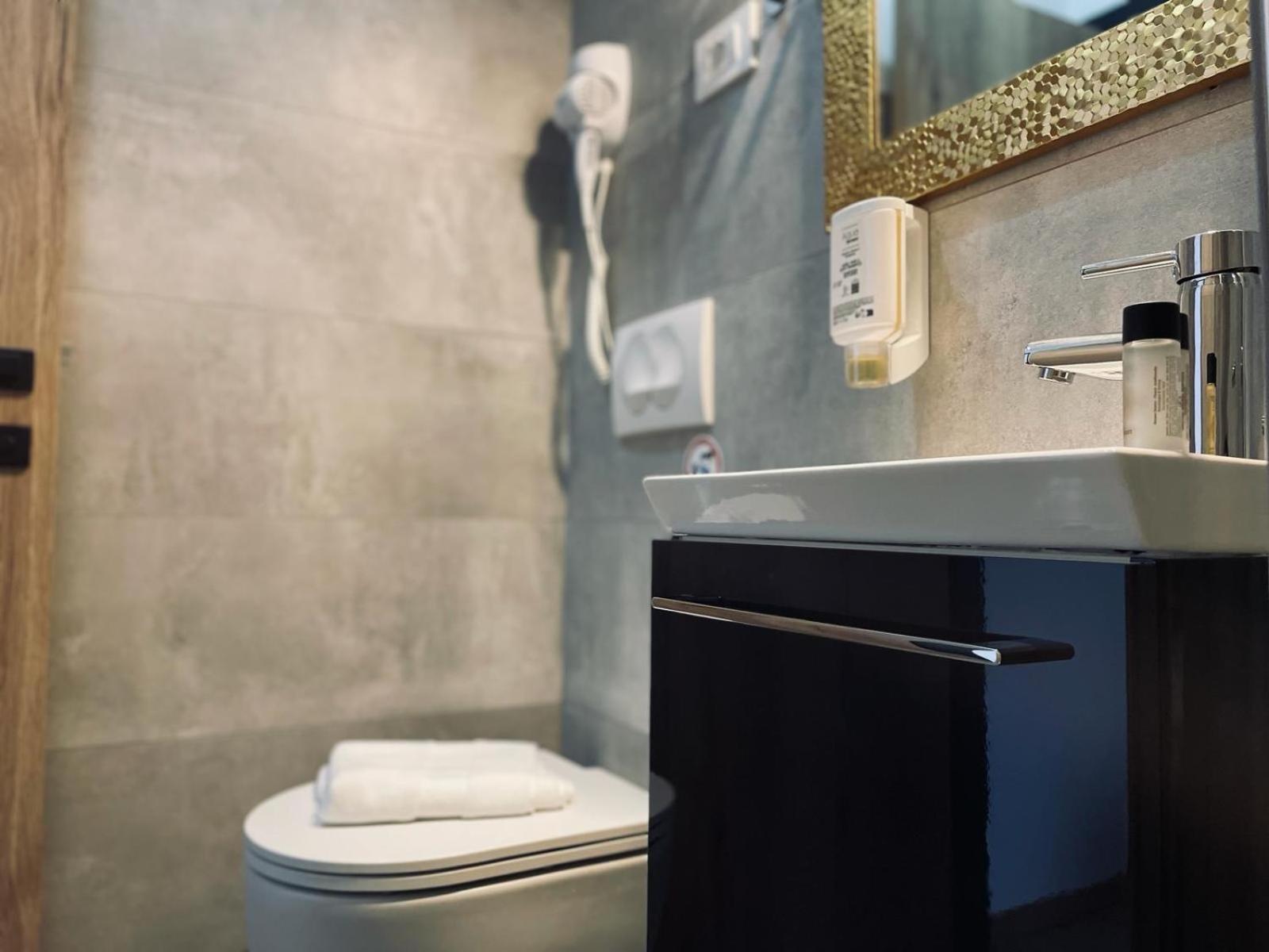 Astraluxe Apartment Fazana Ngoại thất bức ảnh