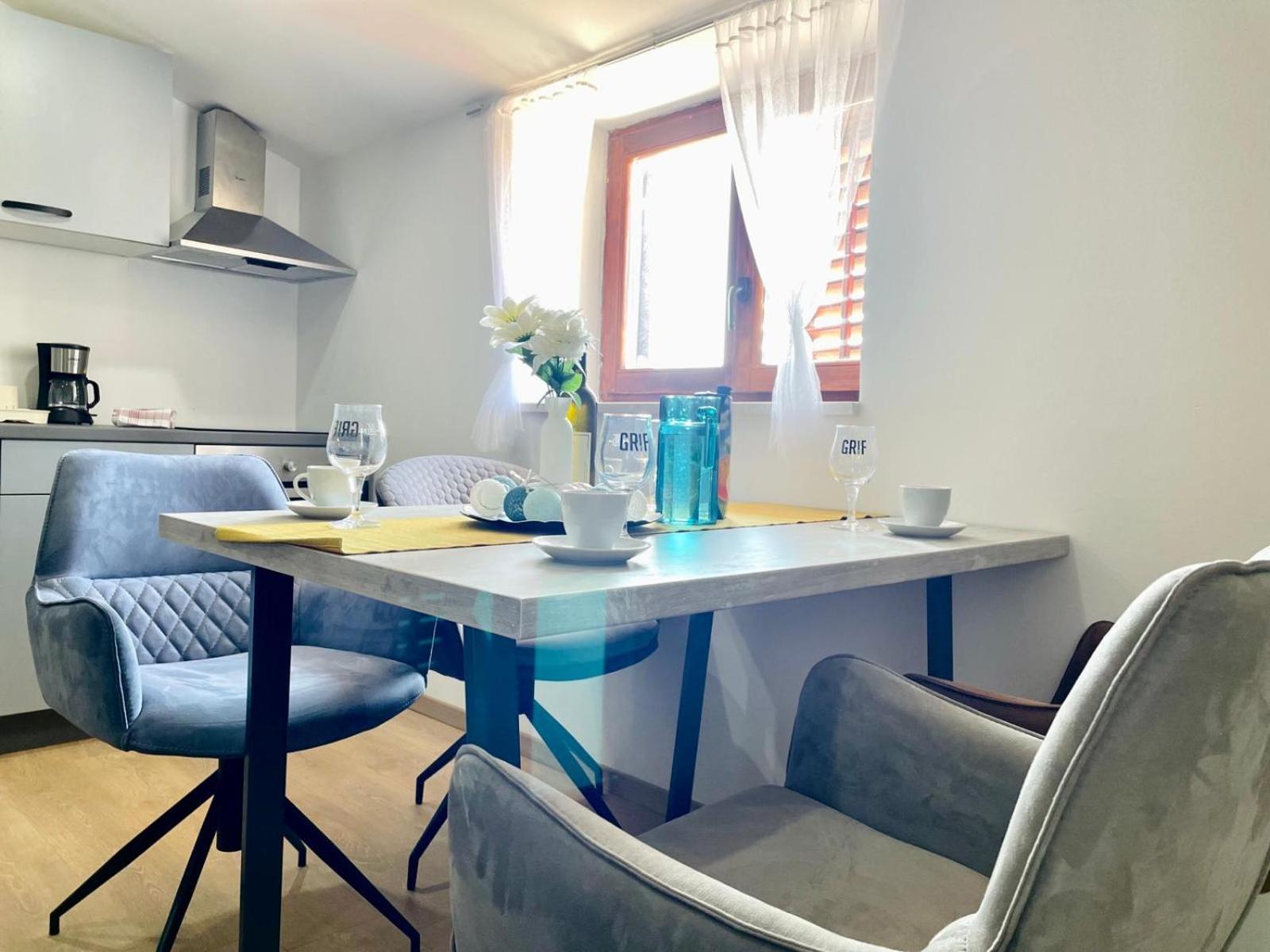 Astraluxe Apartment Fazana Ngoại thất bức ảnh