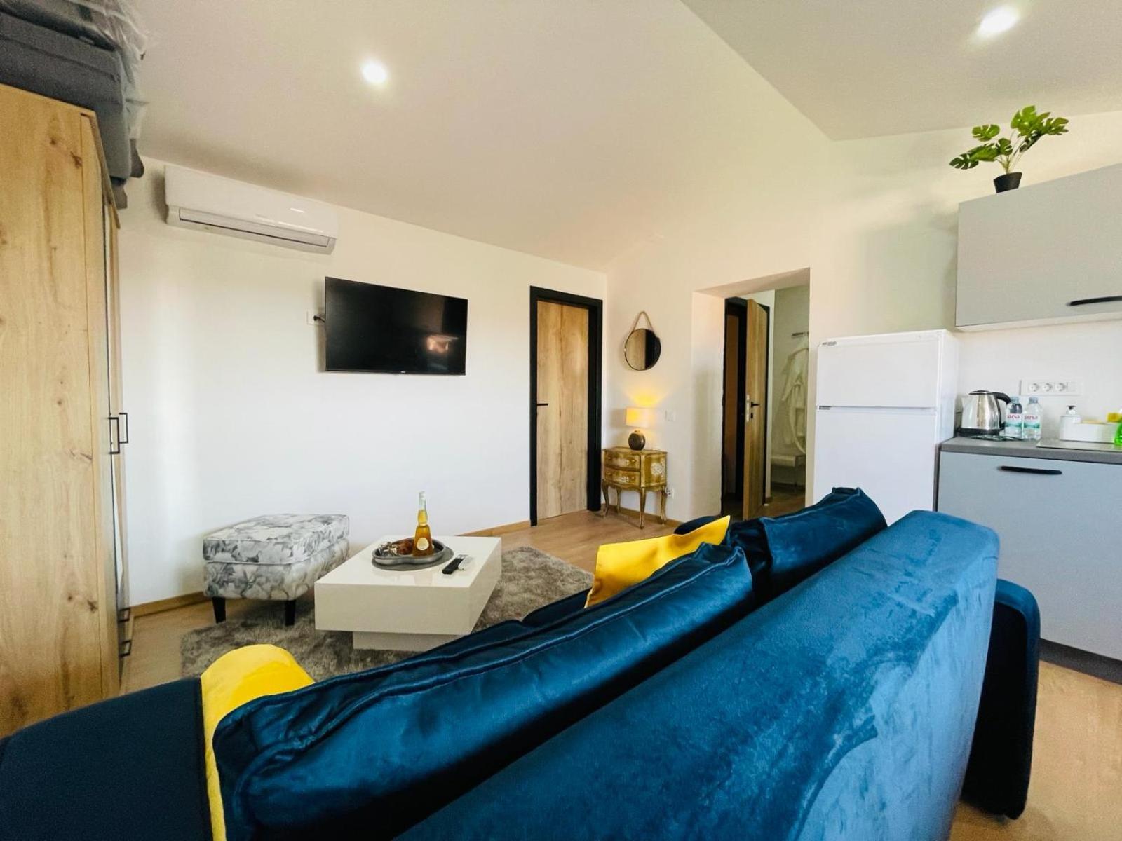 Astraluxe Apartment Fazana Ngoại thất bức ảnh